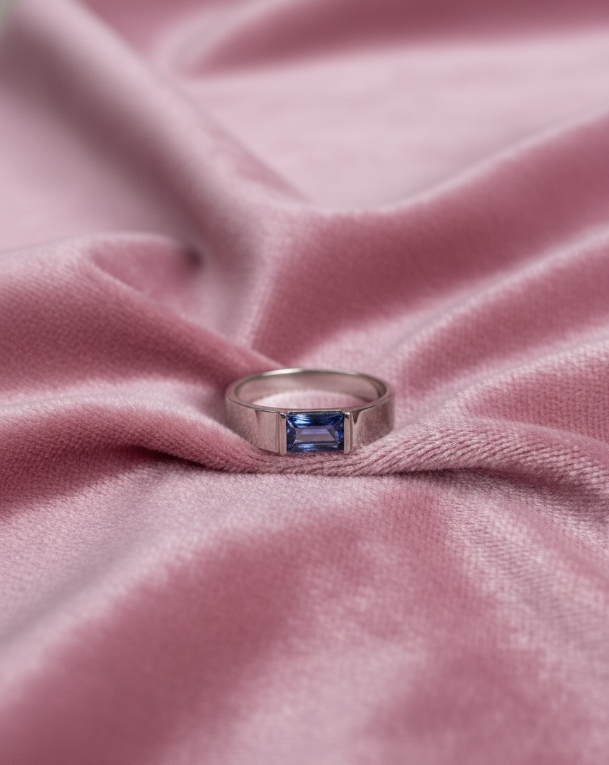 💎 Elegant Blue Sapphire Men’s Ring – Strength in Simplicity 💎