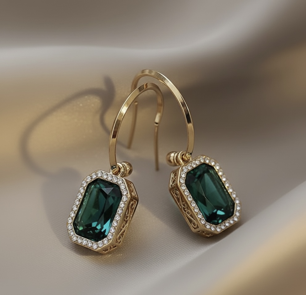 ✨ Green Tourmaline Luxe Drop Earrings – Pure Elegance, Perfect Glow ✨
